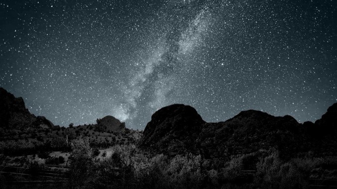 学生校服如何隐藏内衣痕迹?